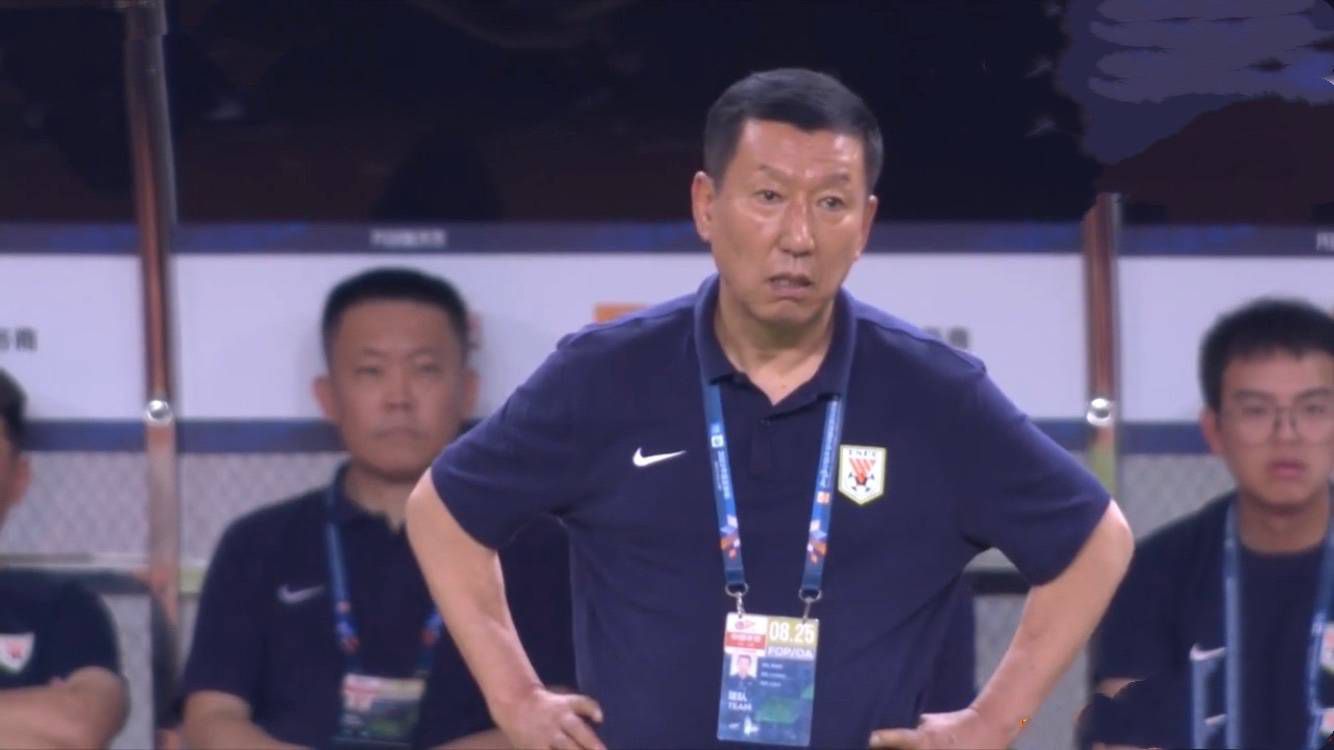 泳裤战士